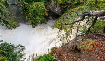 The base of the falls.
Photography by Malcolm J Smith